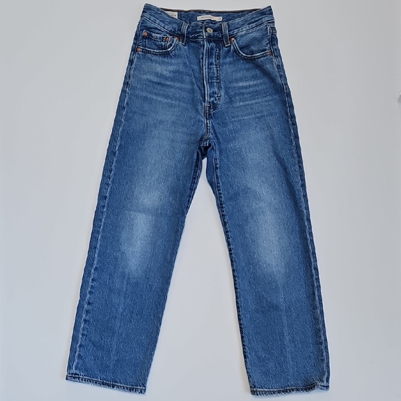 Levi's Ribcage Straight Denim - Picture 1 of 5